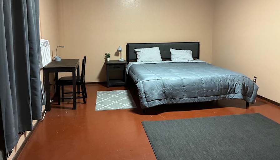 Robert Martinez's room