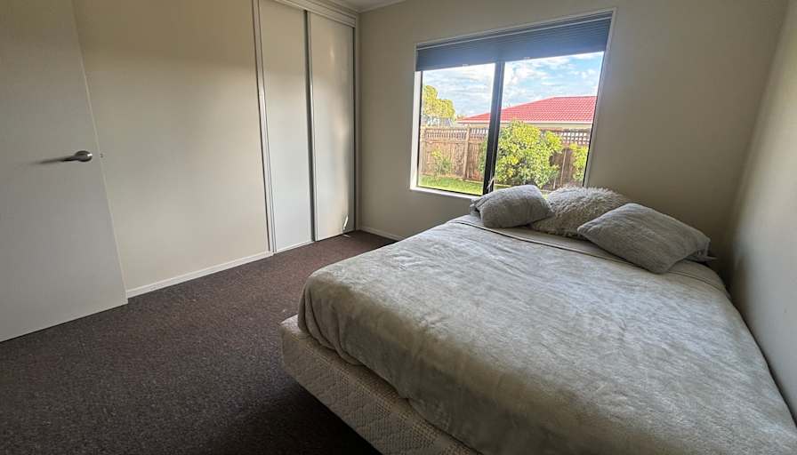 Jade's room