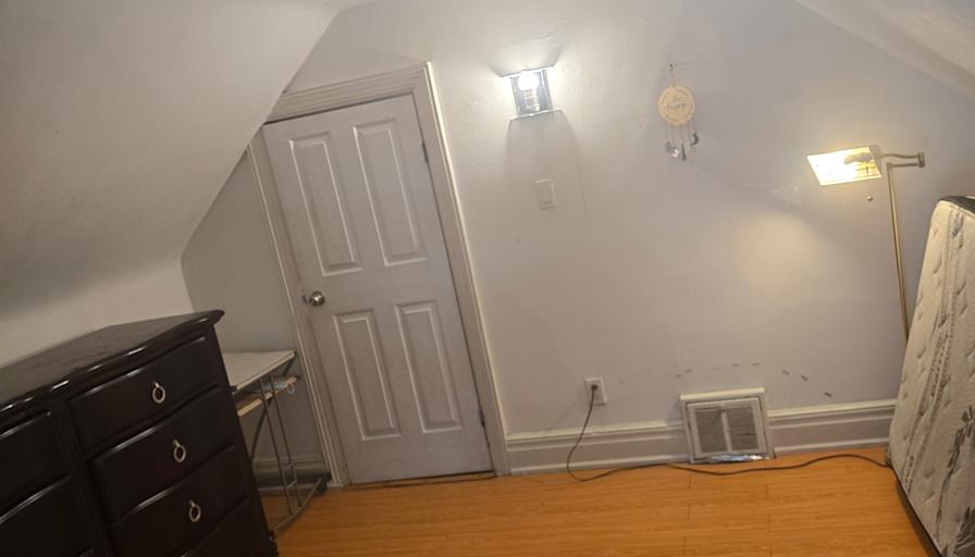 Can's room