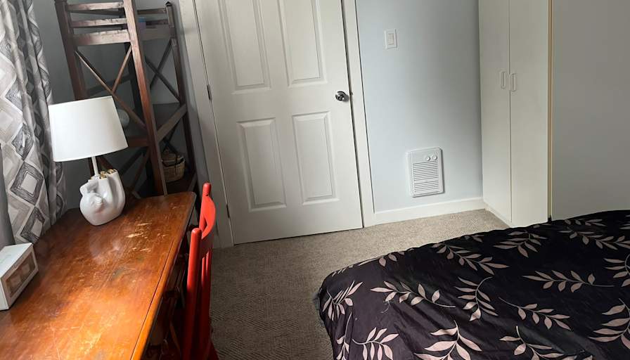Felo's room