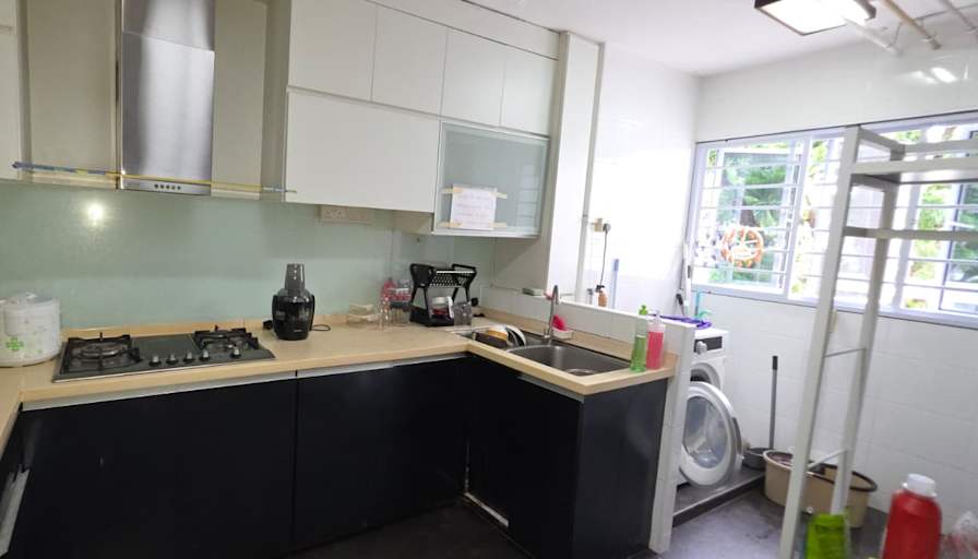 Easy LandLord's room