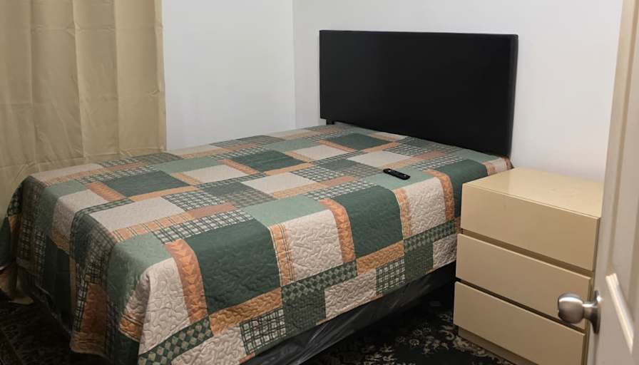 Carla's room