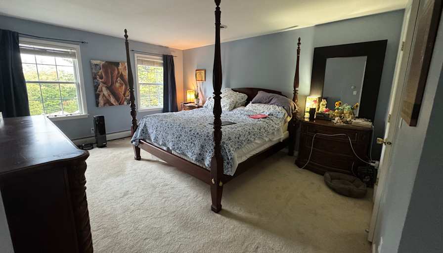 Alfredo Diaz's room