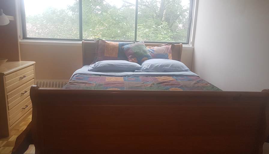 eric's room