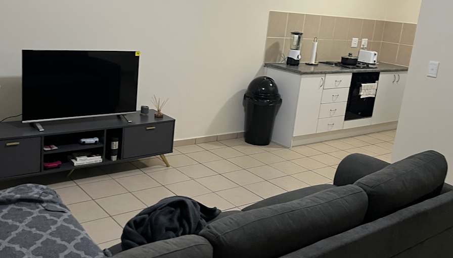 Menzisi's room