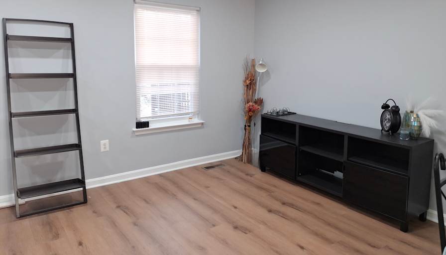 Max's room