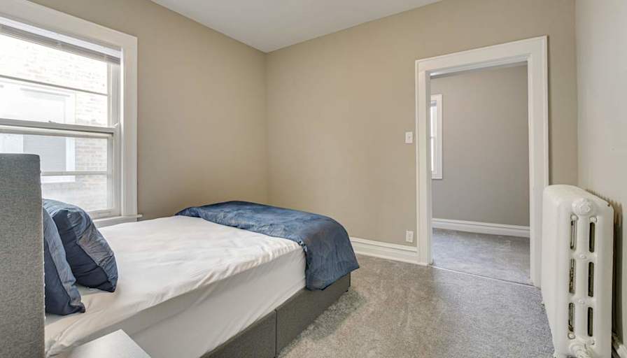 Victoria's room
