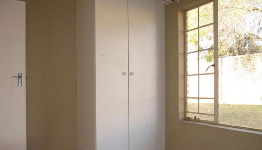 Jennifer's room