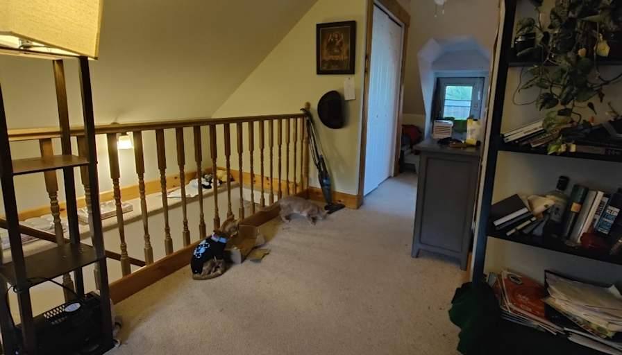 Miran's room