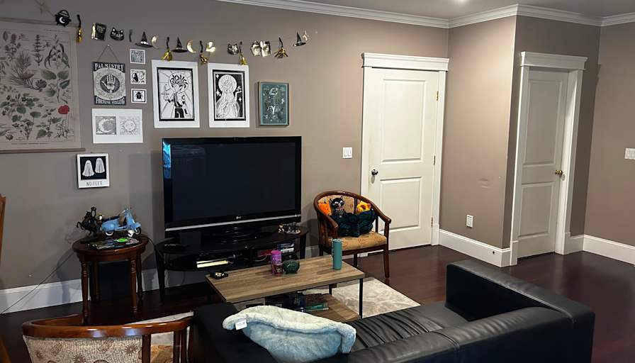 Aeron's room