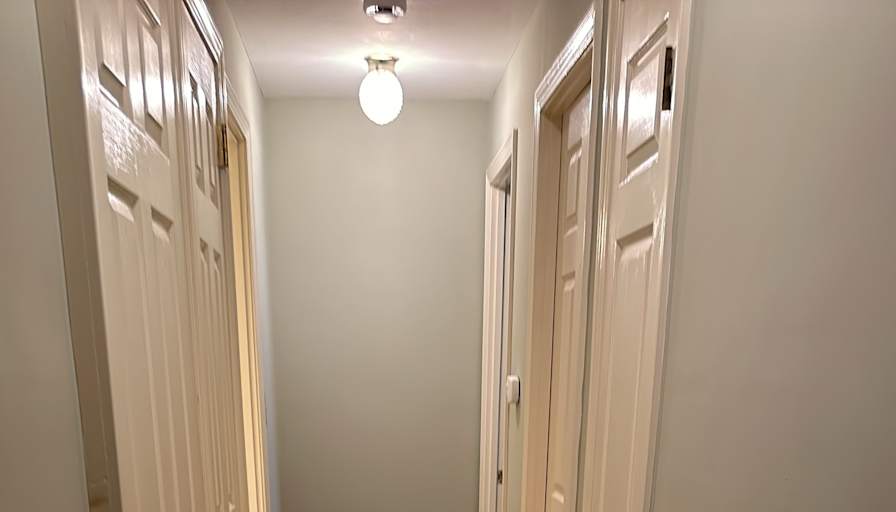 Manohar's room