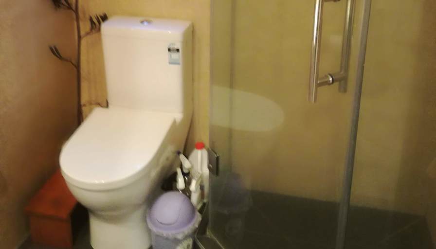 Bernadette Dee's room