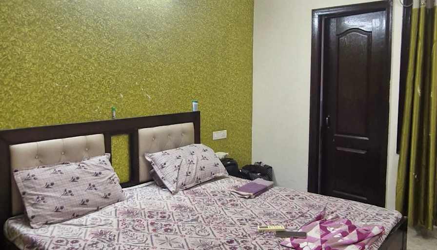 Shine's room