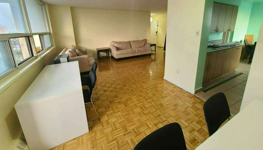 Xitu's room