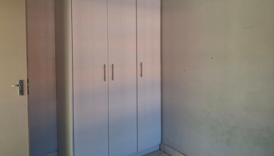 Anele Mpalala's room