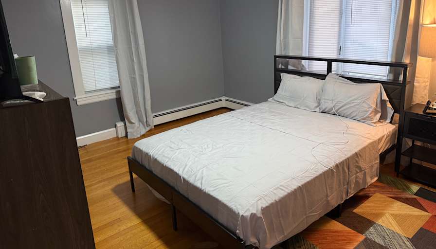Dinach Masse's room