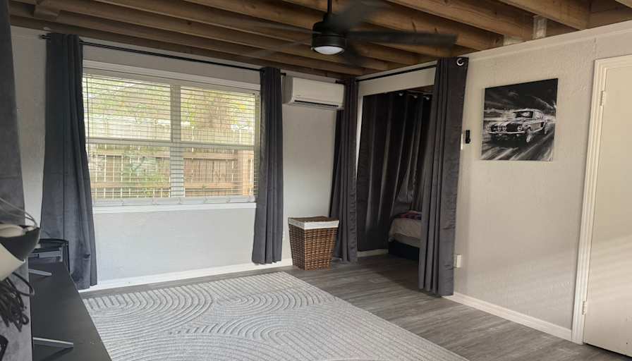 Jennie's room