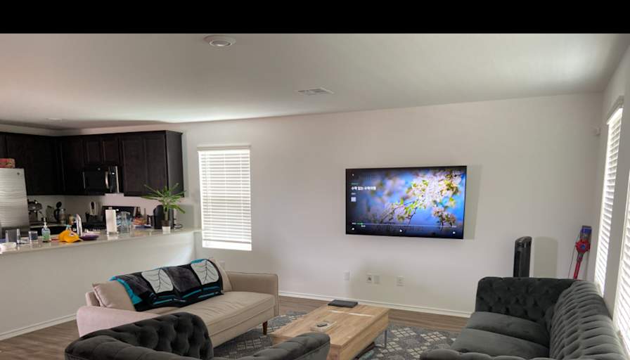 Damin Sean's room
