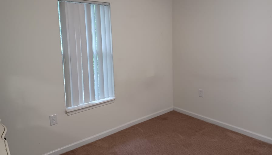 Traci's room