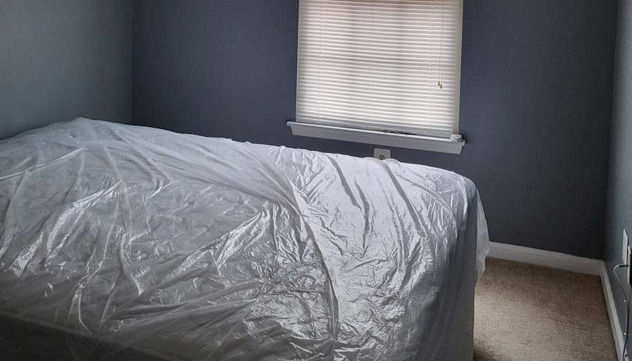 Naomi's room