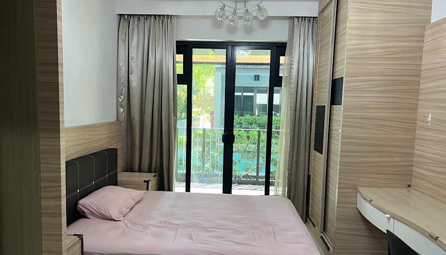 sam chen's room