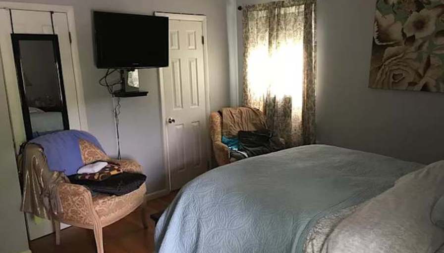Jing's room