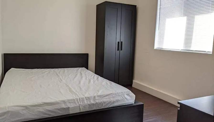 Dennis's room