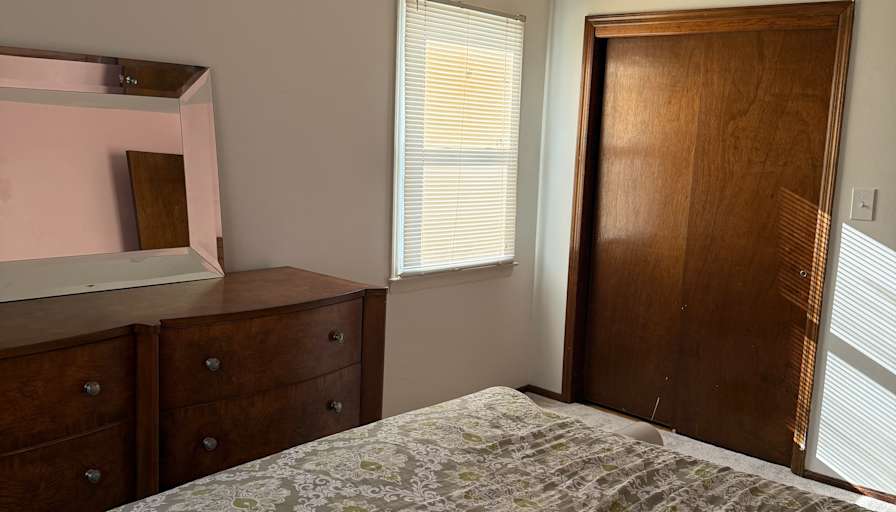 Hameed's room