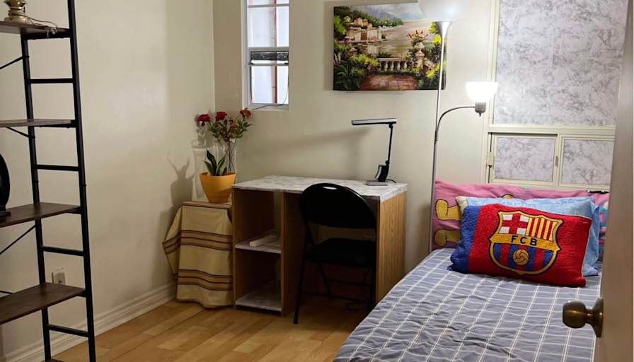 Tony Rose's room