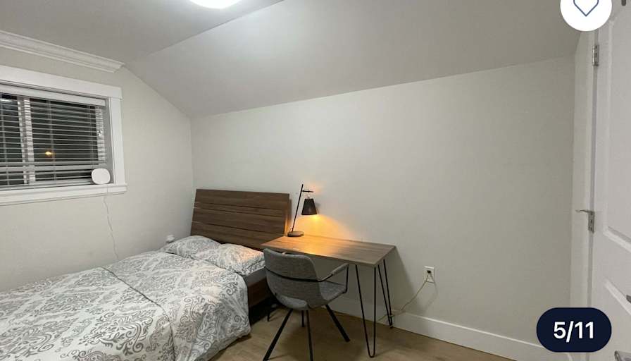 Landen's room