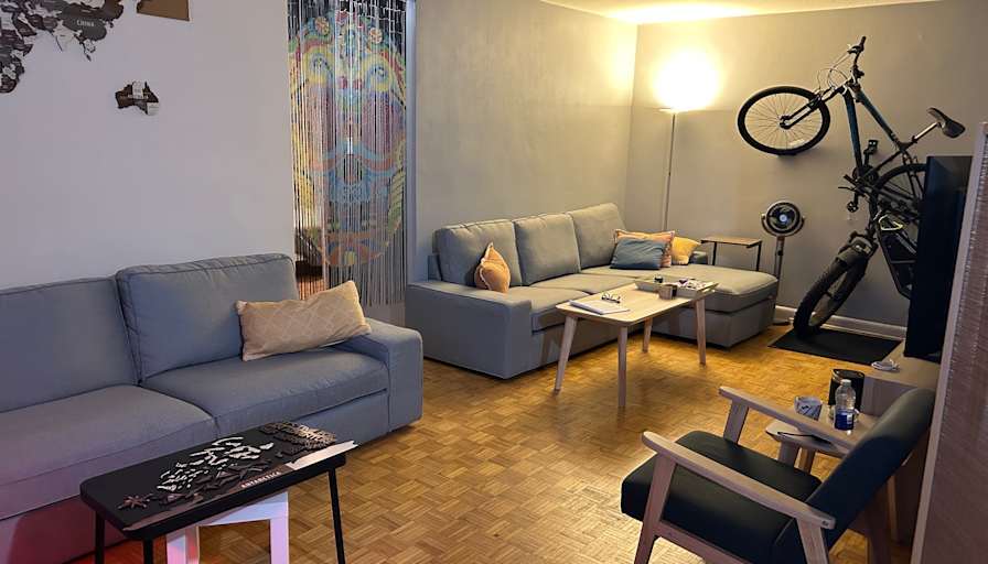 Andreas's room