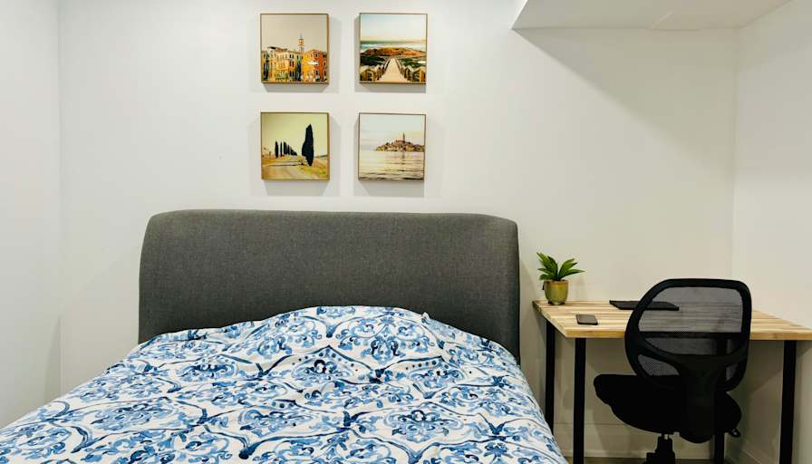 TRAN's room