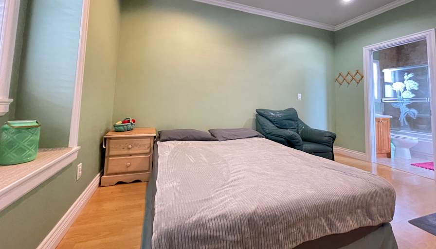 Mei's room