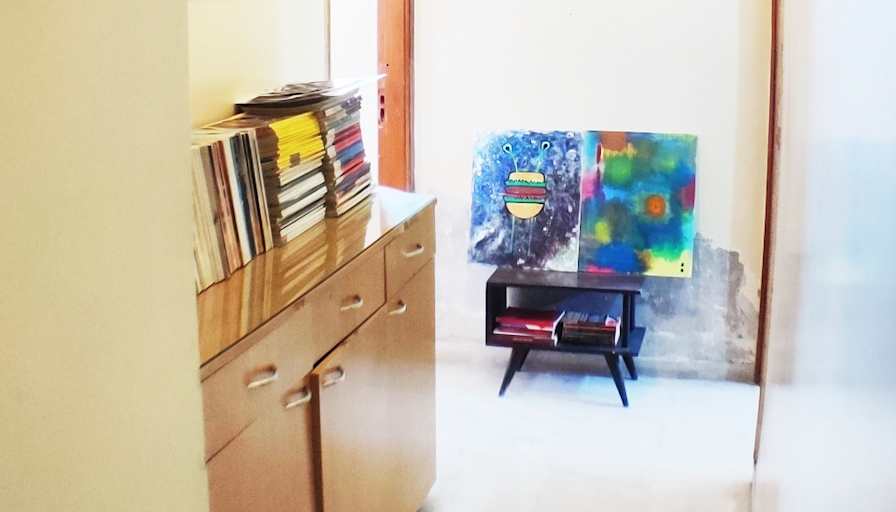 Dabs's room