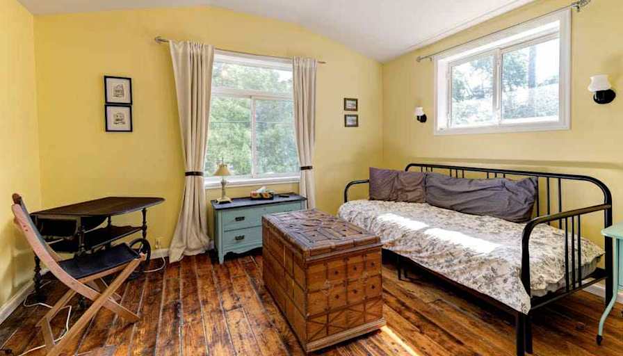 Elizabeth's room