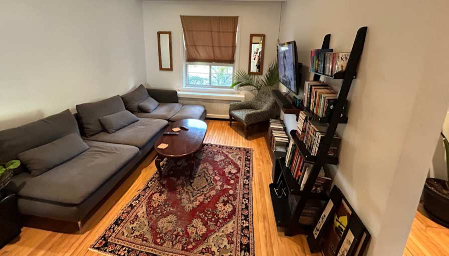 Marcus Karastamatis's room