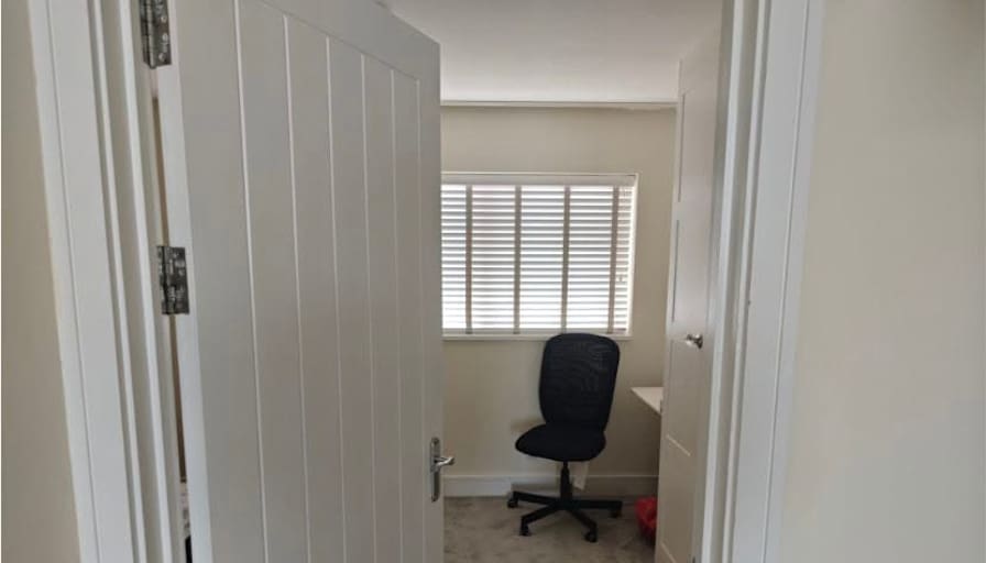 Varun's room