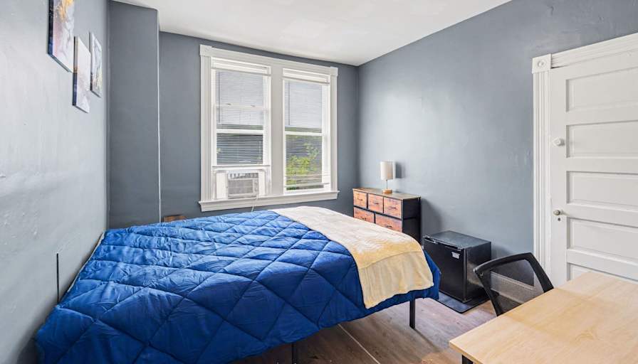 Jeniffer's room