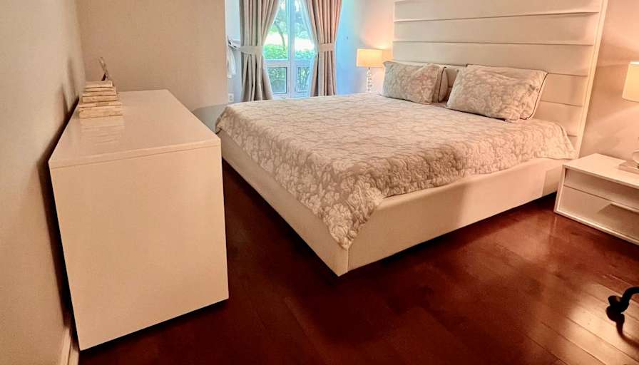 Mel Baykal's room
