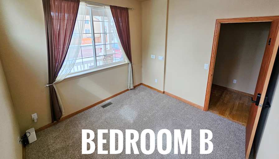 HomeCrew's room