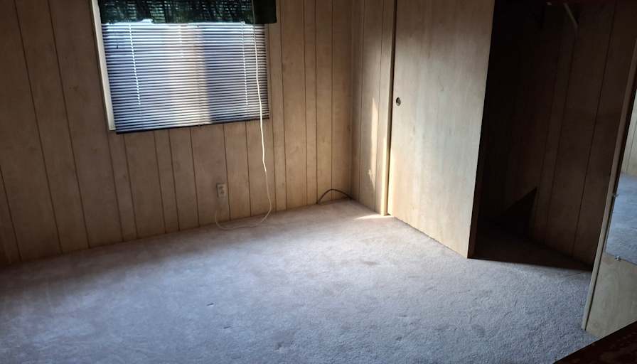 paul's room