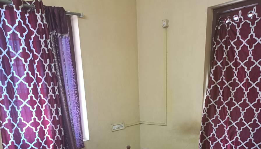 Bibin Das E D's room