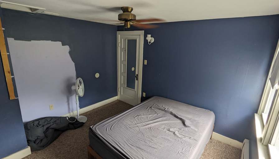 Thomas's room