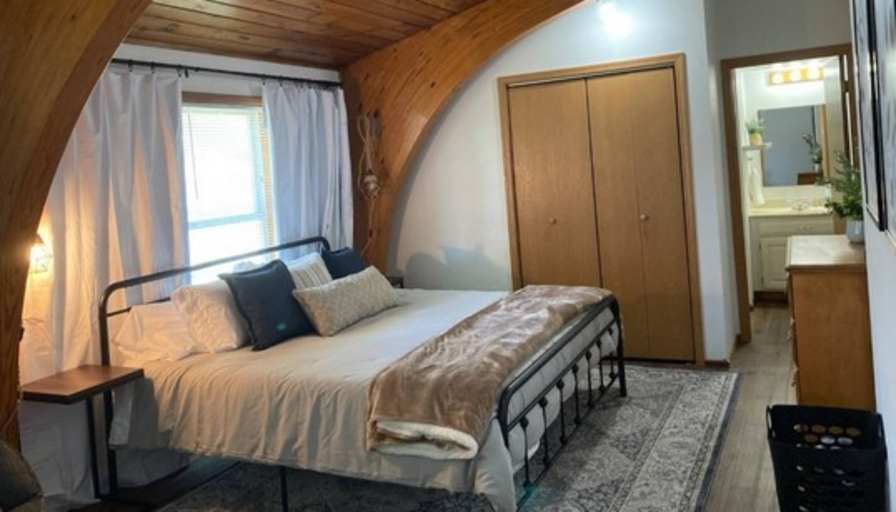 Diana's room