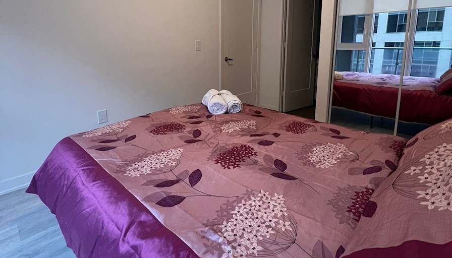Emre's room