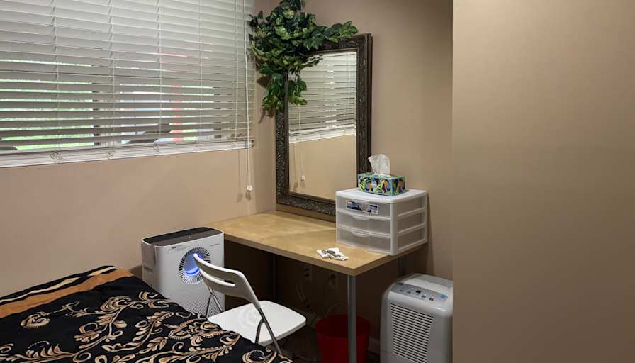 Christopher Kang Song's room