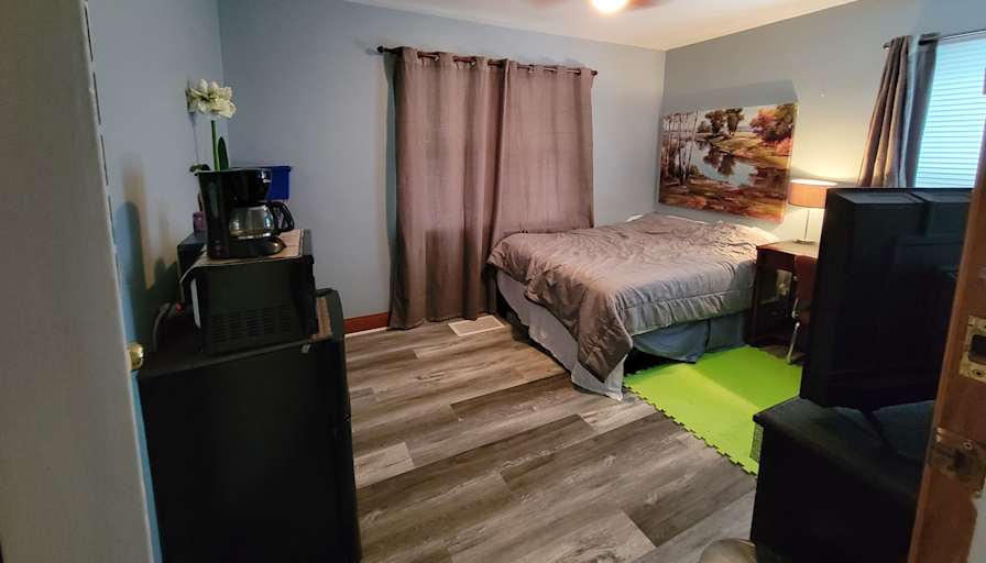 Laurie's room