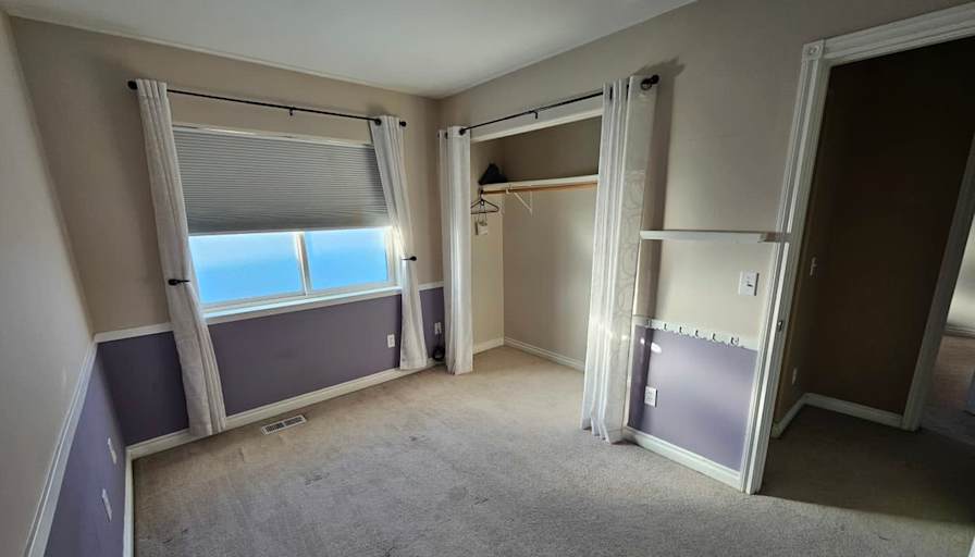 Nik's room