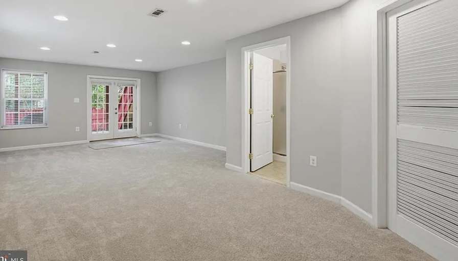 Kas K's room