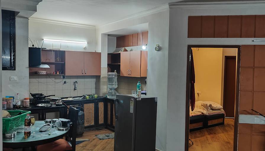 Arpinder's room